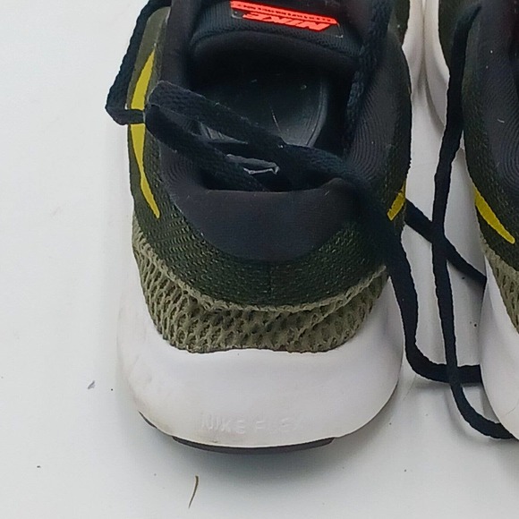 Nike Men’s Flex Experience‎ RN 7 Black Gold Athletic Running Shoes Size 8 - Picture 15 of 16